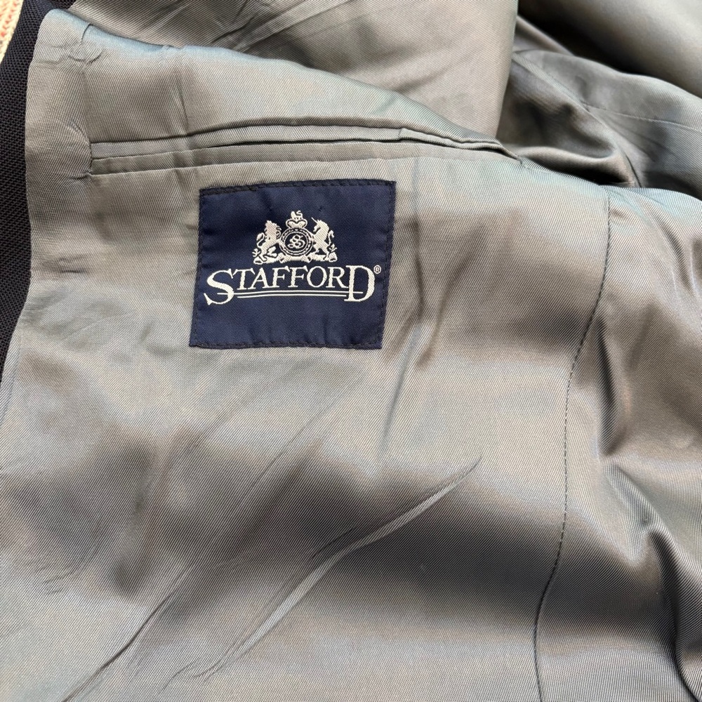 Stafford 44R Mens Navy Blue Blazer Sport Coat Gold Buttons Wool Blend - Picture 4 of 9